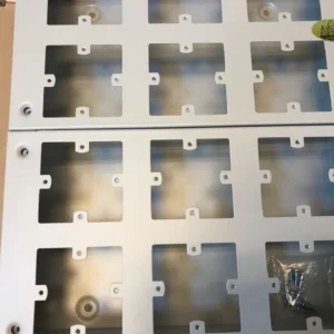 MA 12位鐵蘇掣箱-(6B6T)